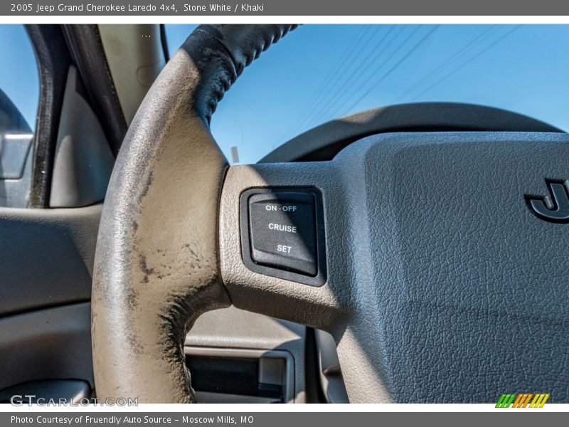 Stone White / Khaki 2005 Jeep Grand Cherokee Laredo 4x4