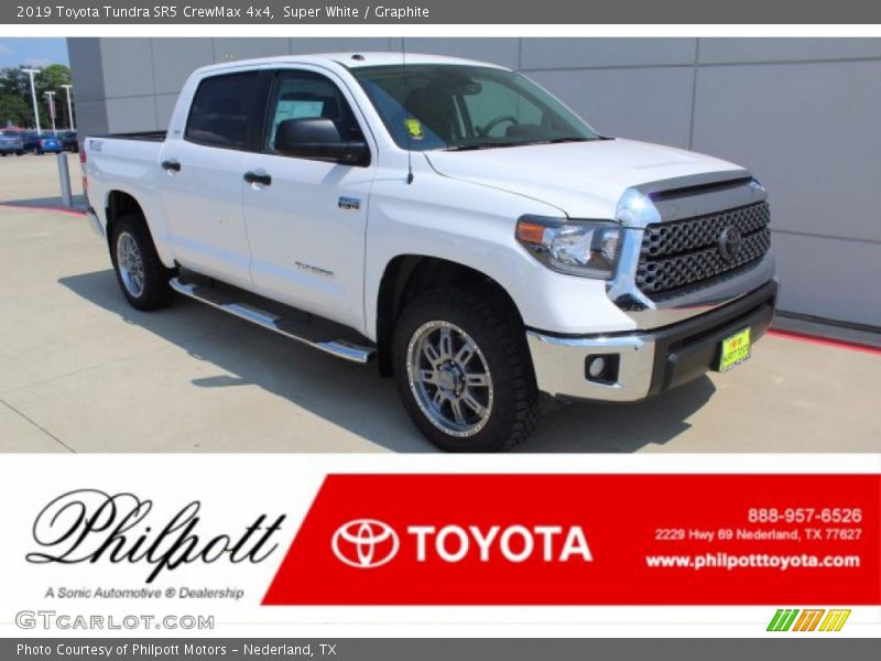 Super White / Graphite 2019 Toyota Tundra SR5 CrewMax 4x4