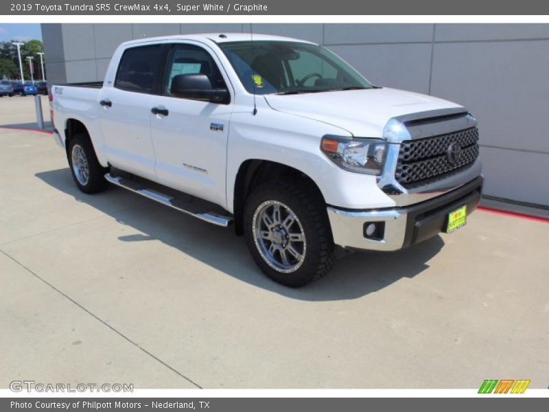 Super White / Graphite 2019 Toyota Tundra SR5 CrewMax 4x4