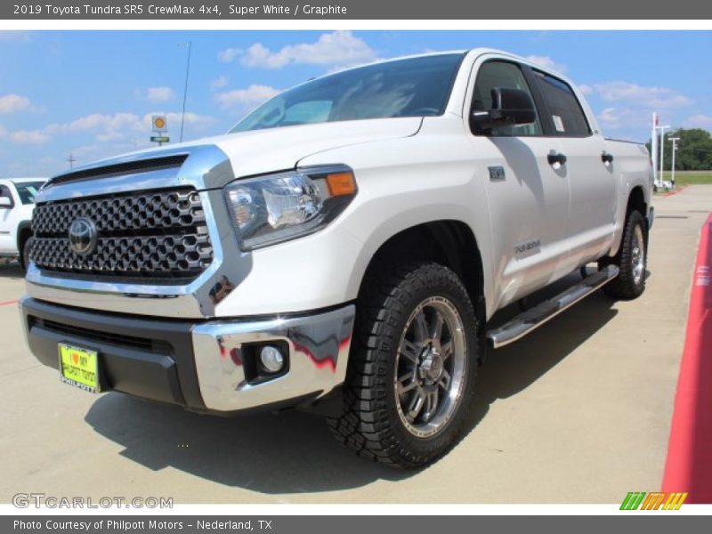 Super White / Graphite 2019 Toyota Tundra SR5 CrewMax 4x4