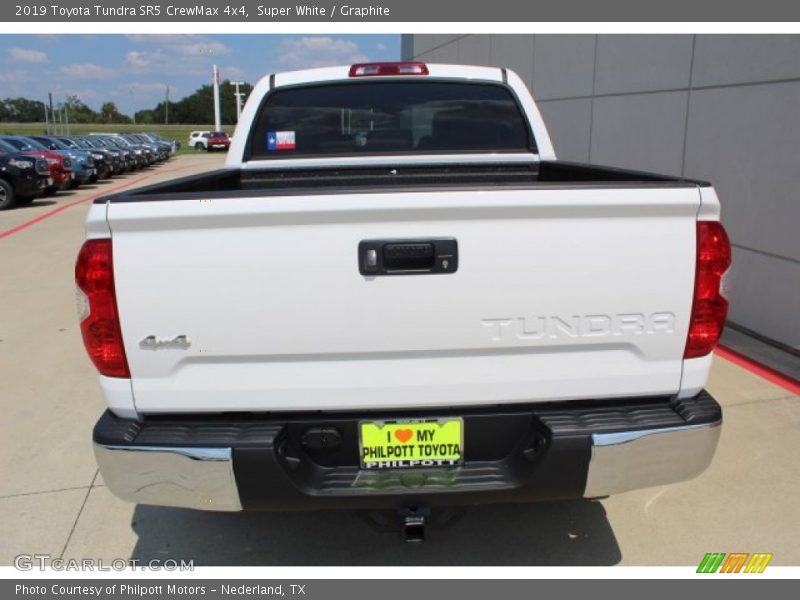 Super White / Graphite 2019 Toyota Tundra SR5 CrewMax 4x4