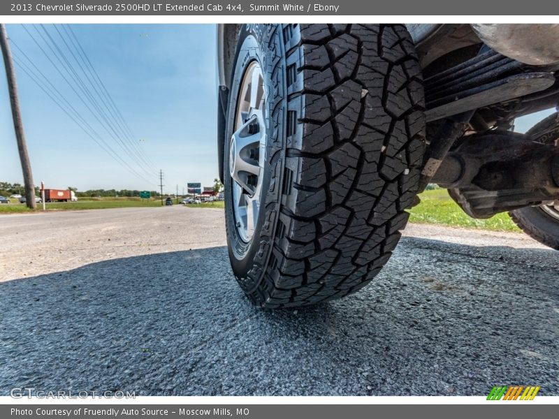 Summit White / Ebony 2013 Chevrolet Silverado 2500HD LT Extended Cab 4x4