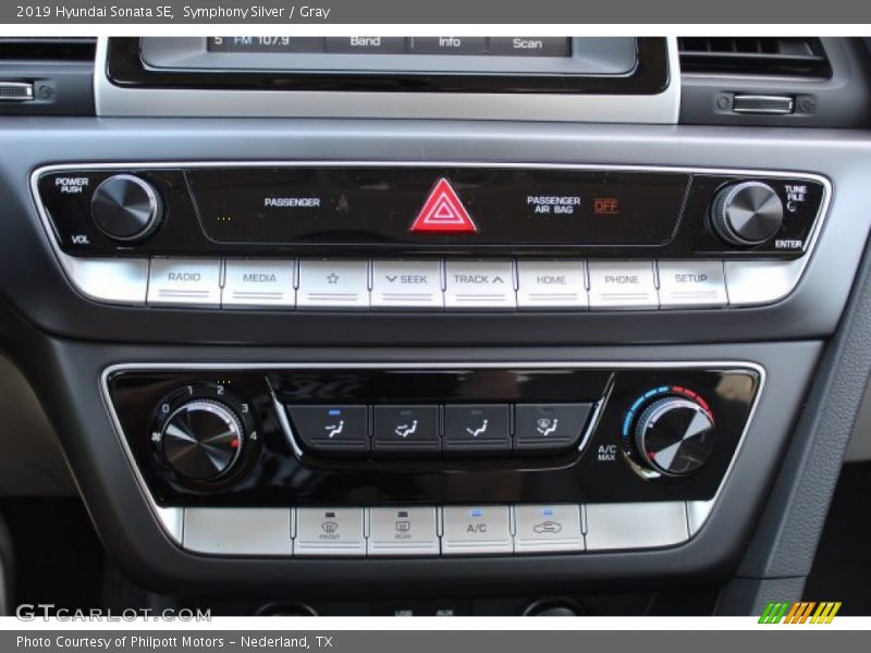 Symphony Silver / Gray 2019 Hyundai Sonata SE