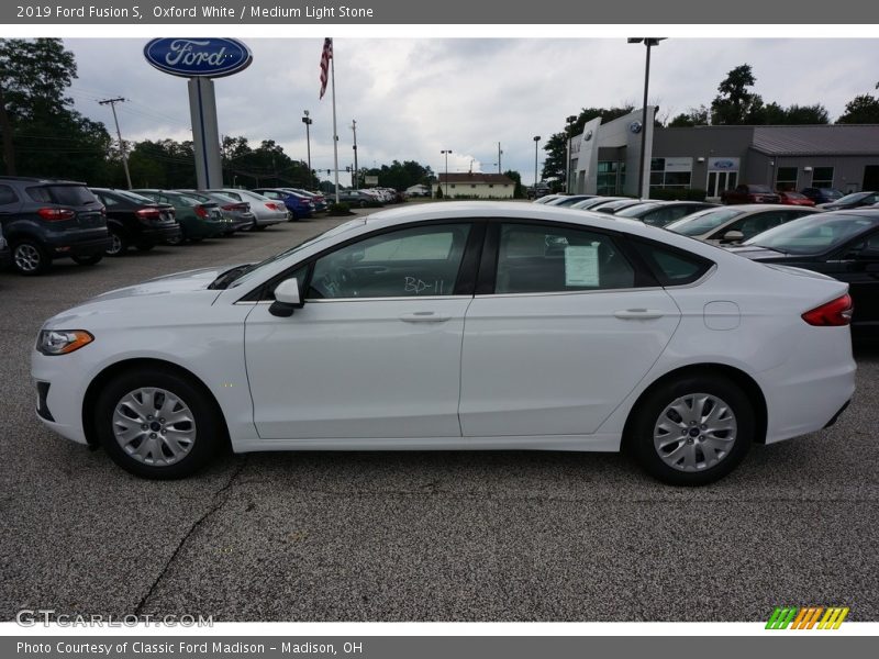 Oxford White / Medium Light Stone 2019 Ford Fusion S