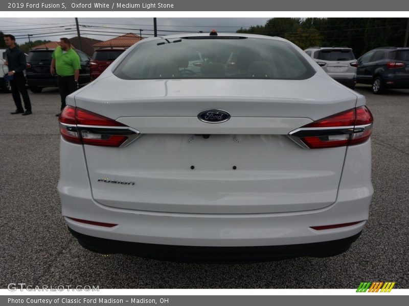 Oxford White / Medium Light Stone 2019 Ford Fusion S