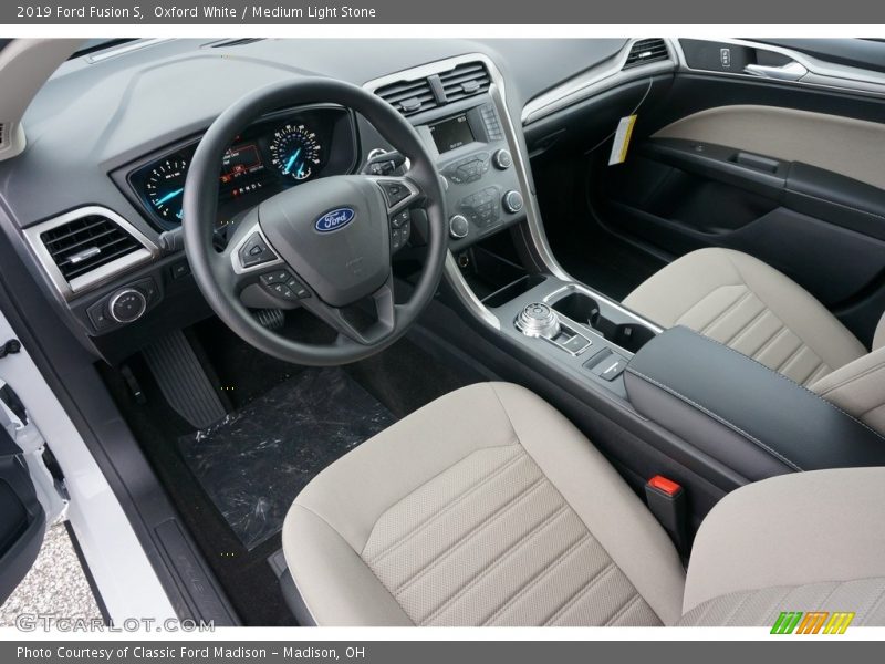 Oxford White / Medium Light Stone 2019 Ford Fusion S