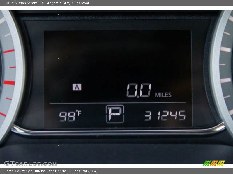 Magnetic Gray / Charcoal 2014 Nissan Sentra SR