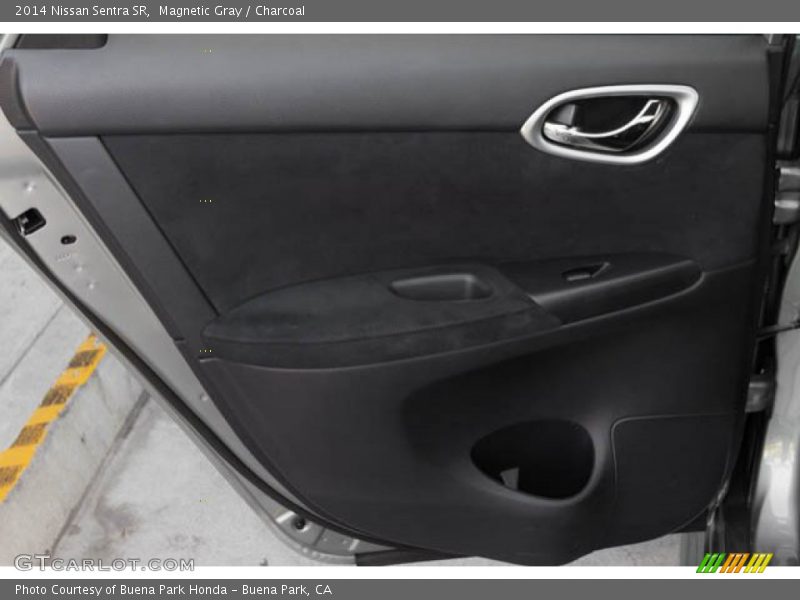 Magnetic Gray / Charcoal 2014 Nissan Sentra SR