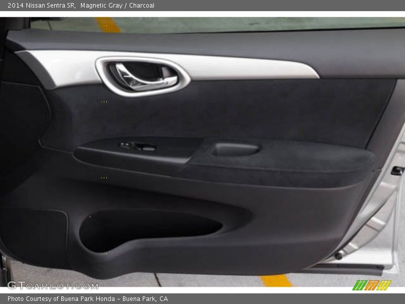 Magnetic Gray / Charcoal 2014 Nissan Sentra SR