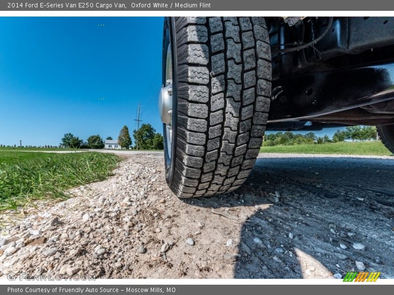 Oxford White / Medium Flint 2014 Ford E-Series Van E250 Cargo Van