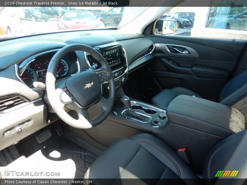 Silver Ice Metallic / Jet Black 2019 Chevrolet Traverse Premier