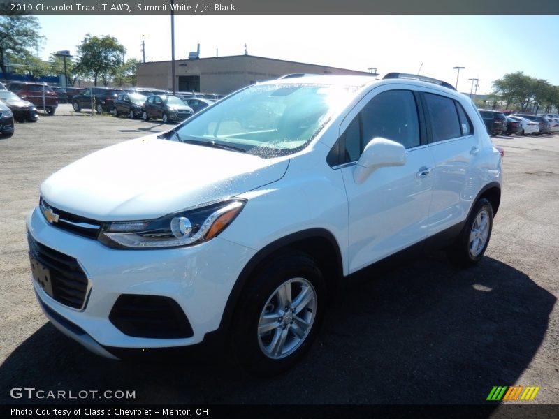 Summit White / Jet Black 2019 Chevrolet Trax LT AWD