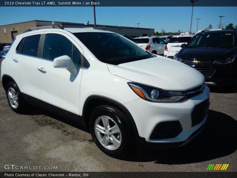 Summit White / Jet Black 2019 Chevrolet Trax LT AWD