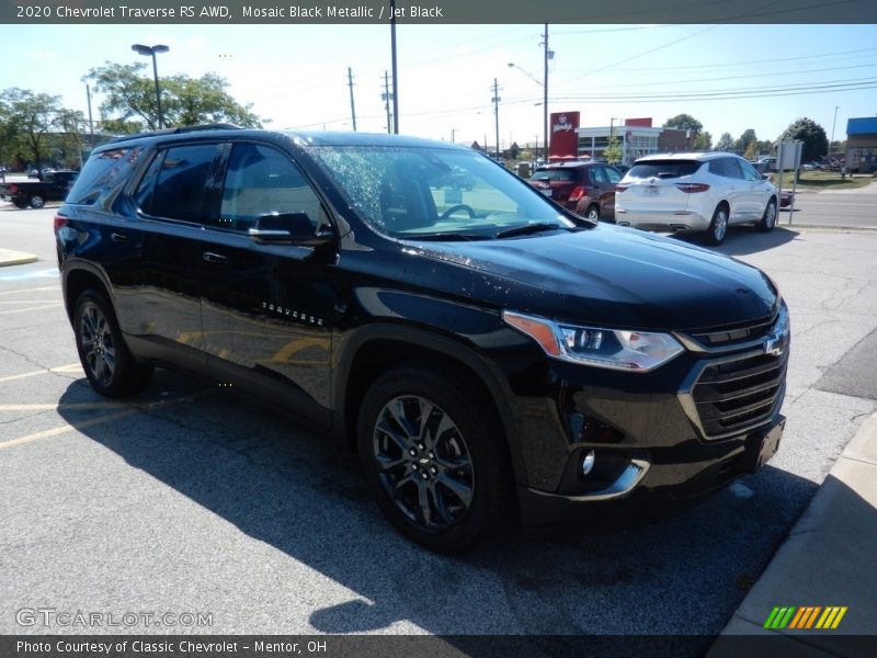 Mosaic Black Metallic / Jet Black 2020 Chevrolet Traverse RS AWD