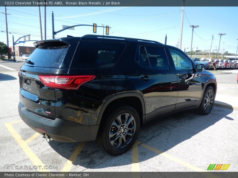 Mosaic Black Metallic / Jet Black 2020 Chevrolet Traverse RS AWD