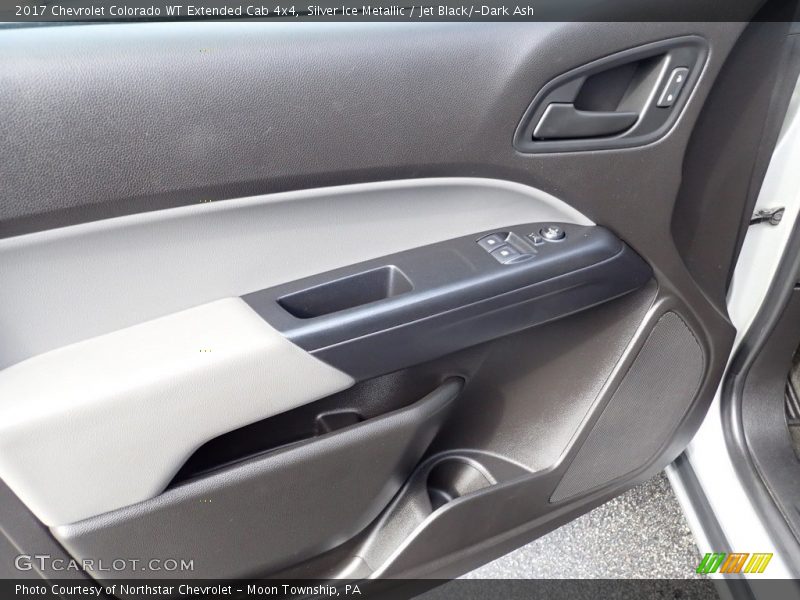 Silver Ice Metallic / Jet Black/­Dark Ash 2017 Chevrolet Colorado WT Extended Cab 4x4