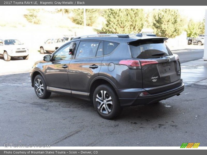 Magnetic Gray Metallic / Black 2017 Toyota RAV4 LE