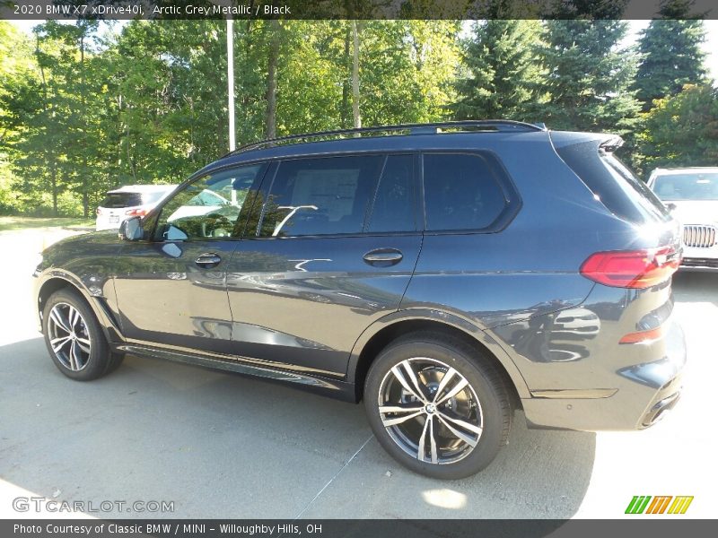 Arctic Grey Metallic / Black 2020 BMW X7 xDrive40i