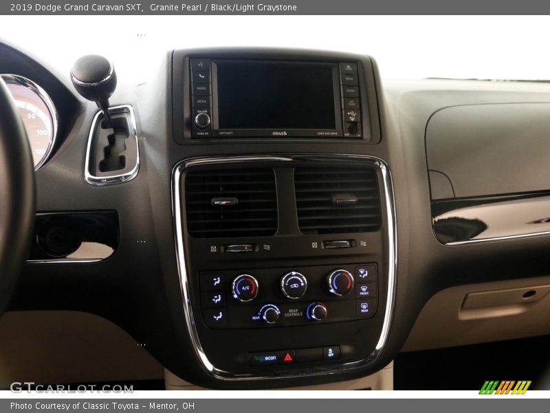 Granite Pearl / Black/Light Graystone 2019 Dodge Grand Caravan SXT