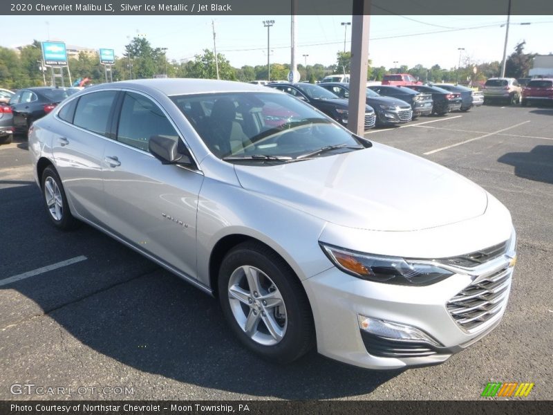 Front 3/4 View of 2020 Malibu LS