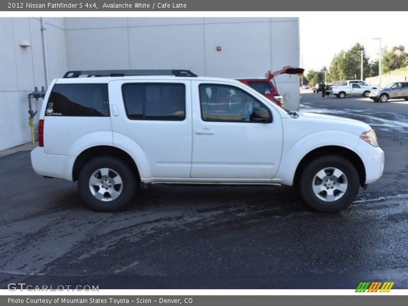 Avalanche White / Cafe Latte 2012 Nissan Pathfinder S 4x4
