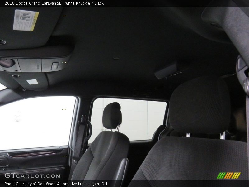 White Knuckle / Black 2018 Dodge Grand Caravan SE