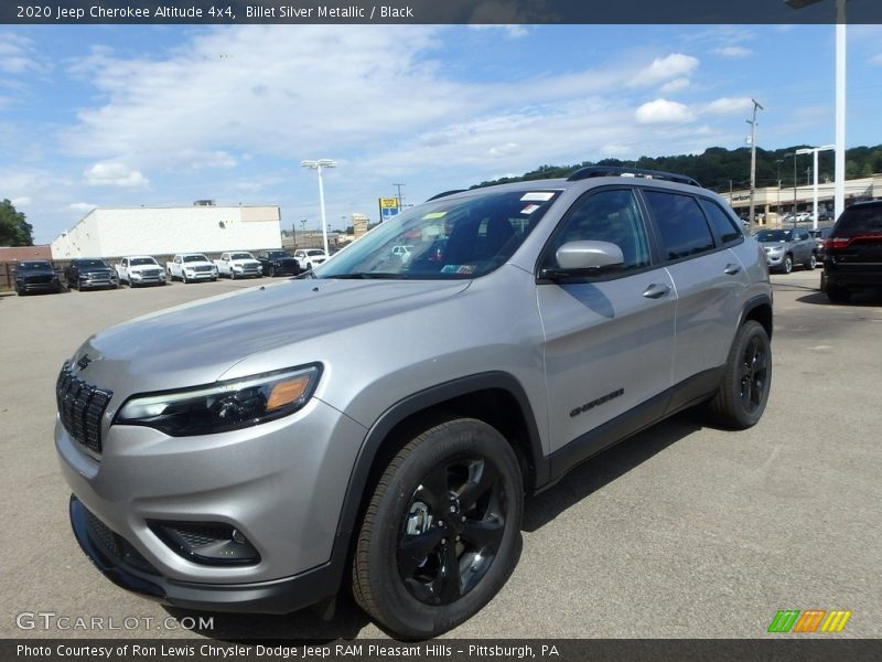 Front 3/4 View of 2020 Cherokee Altitude 4x4