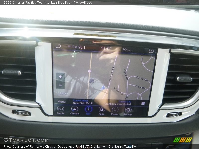 Navigation of 2020 Pacifica Touring