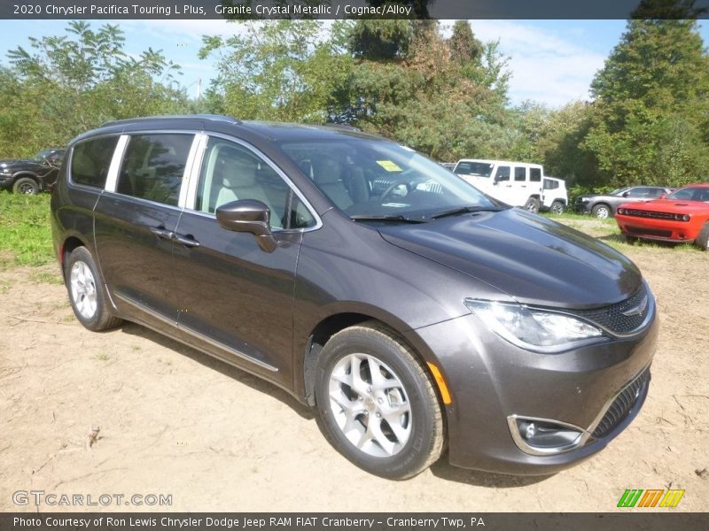 Front 3/4 View of 2020 Pacifica Touring L Plus
