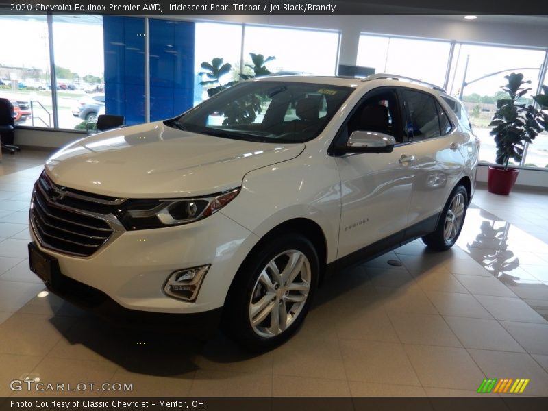 Iridescent Pearl Tricoat / Jet Black/Brandy 2020 Chevrolet Equinox Premier AWD