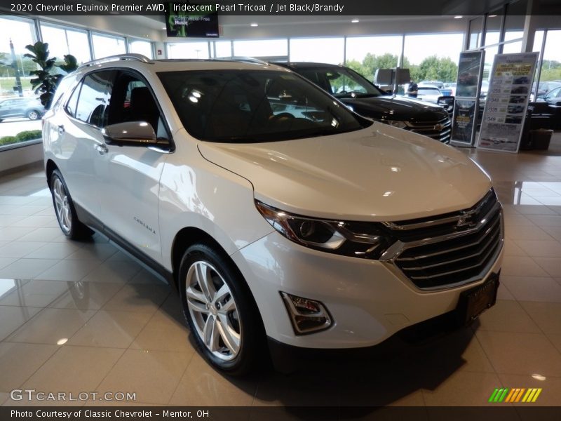 Iridescent Pearl Tricoat / Jet Black/Brandy 2020 Chevrolet Equinox Premier AWD