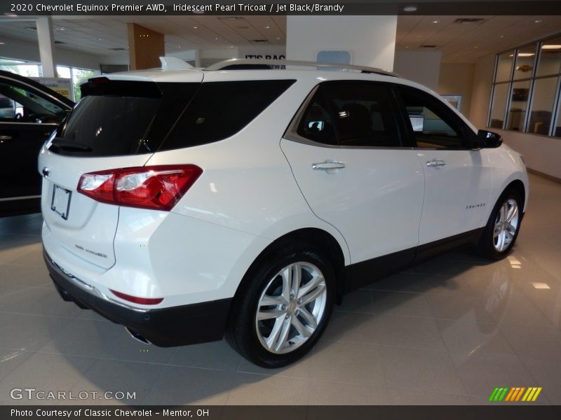 Iridescent Pearl Tricoat / Jet Black/Brandy 2020 Chevrolet Equinox Premier AWD