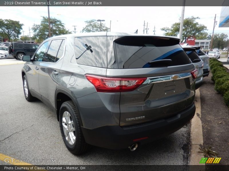 Satin Steel Metallic / Jet Black 2019 Chevrolet Traverse LS