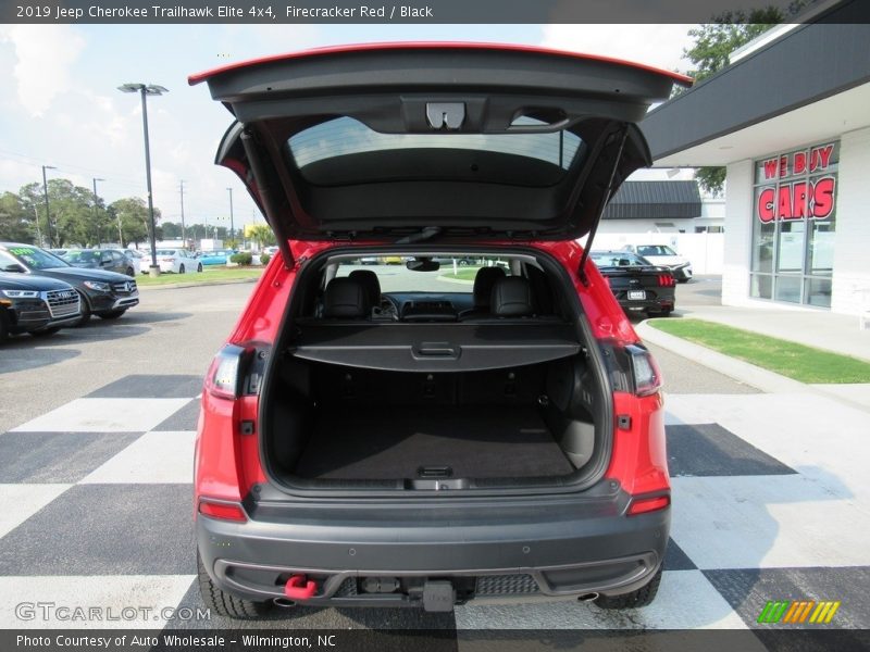 Firecracker Red / Black 2019 Jeep Cherokee Trailhawk Elite 4x4