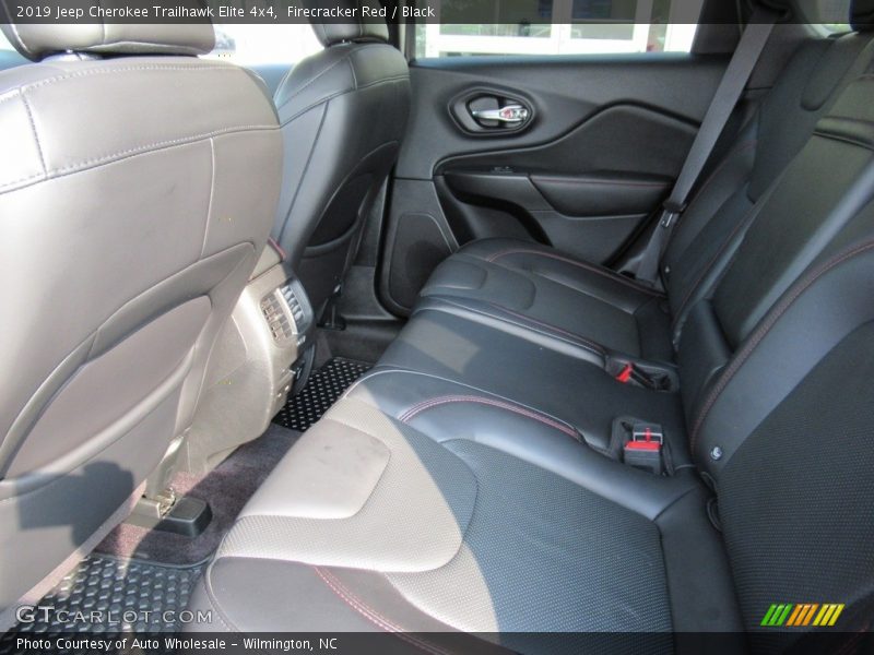 Firecracker Red / Black 2019 Jeep Cherokee Trailhawk Elite 4x4