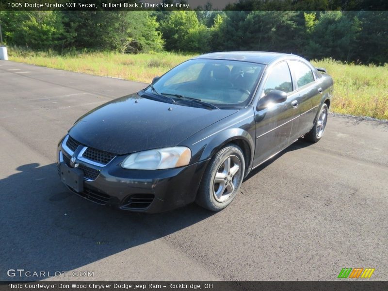 Brilliant Black / Dark Slate Gray 2005 Dodge Stratus SXT Sedan