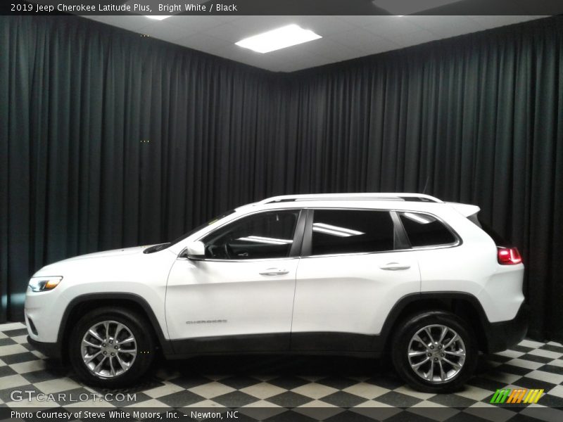 Bright White / Black 2019 Jeep Cherokee Latitude Plus