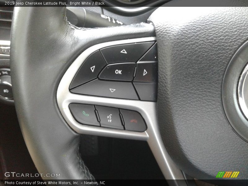 Bright White / Black 2019 Jeep Cherokee Latitude Plus