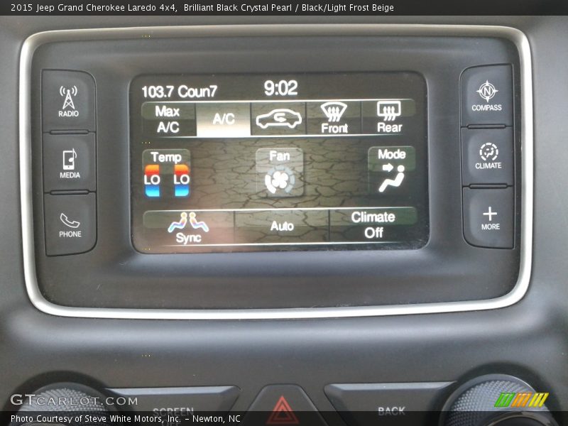 Brilliant Black Crystal Pearl / Black/Light Frost Beige 2015 Jeep Grand Cherokee Laredo 4x4