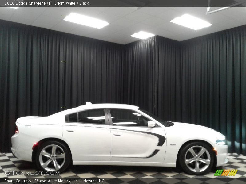 Bright White / Black 2016 Dodge Charger R/T