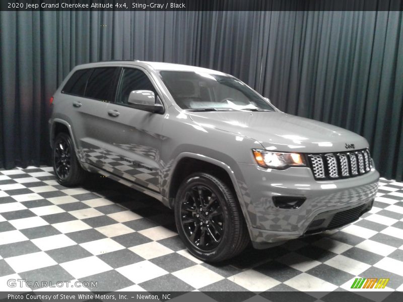 Sting-Gray / Black 2020 Jeep Grand Cherokee Altitude 4x4