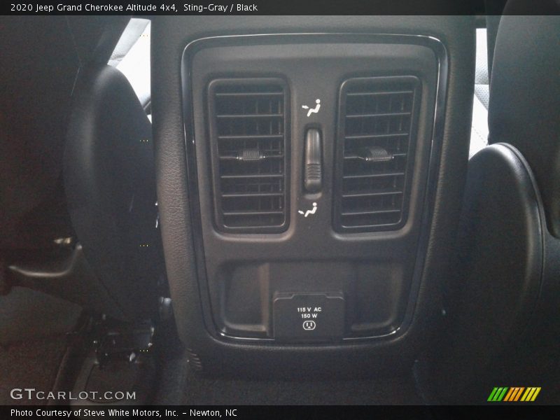 Sting-Gray / Black 2020 Jeep Grand Cherokee Altitude 4x4