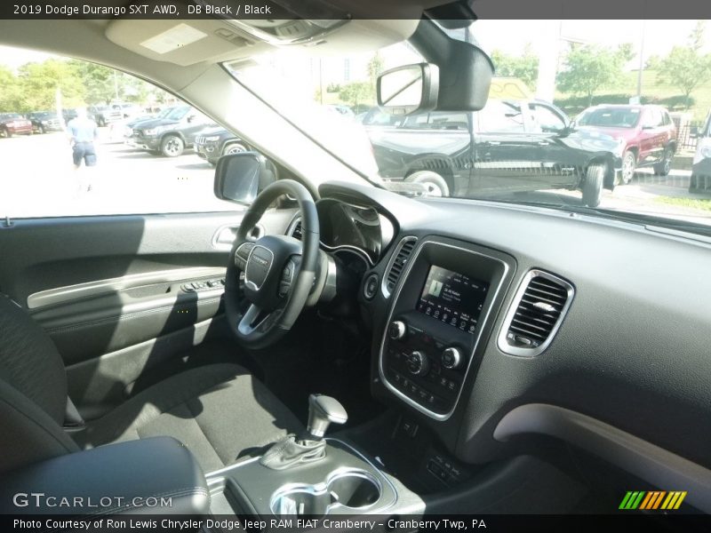 DB Black / Black 2019 Dodge Durango SXT AWD