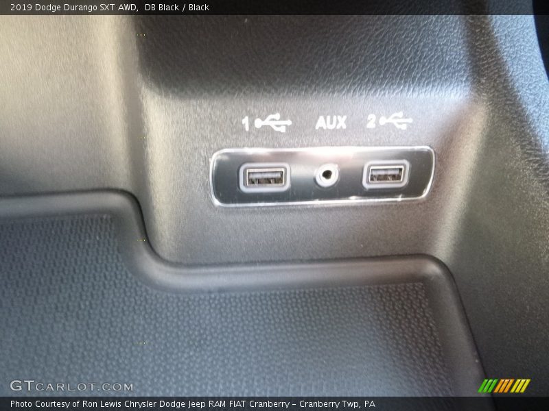 DB Black / Black 2019 Dodge Durango SXT AWD