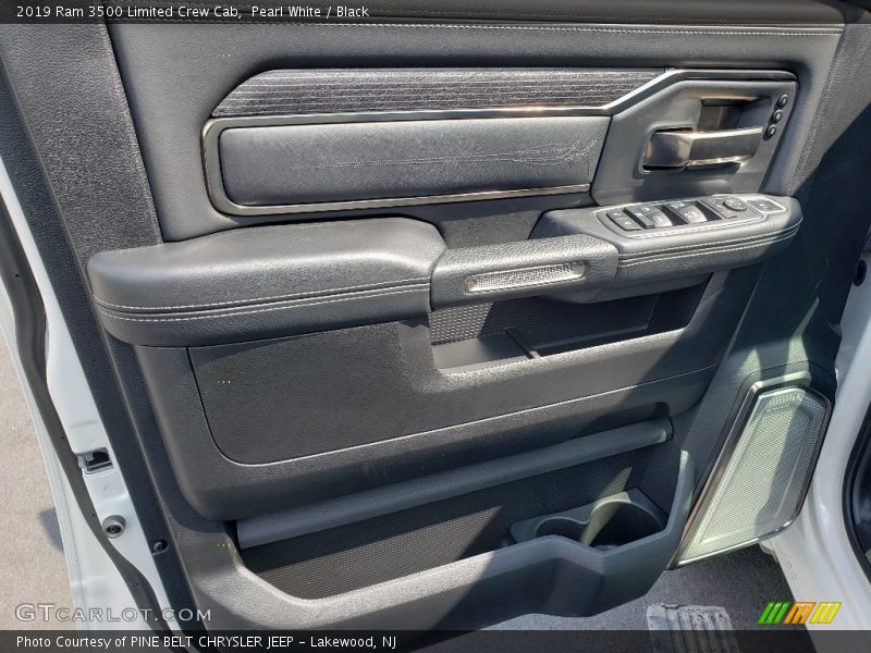 Pearl White / Black 2019 Ram 3500 Limited Crew Cab