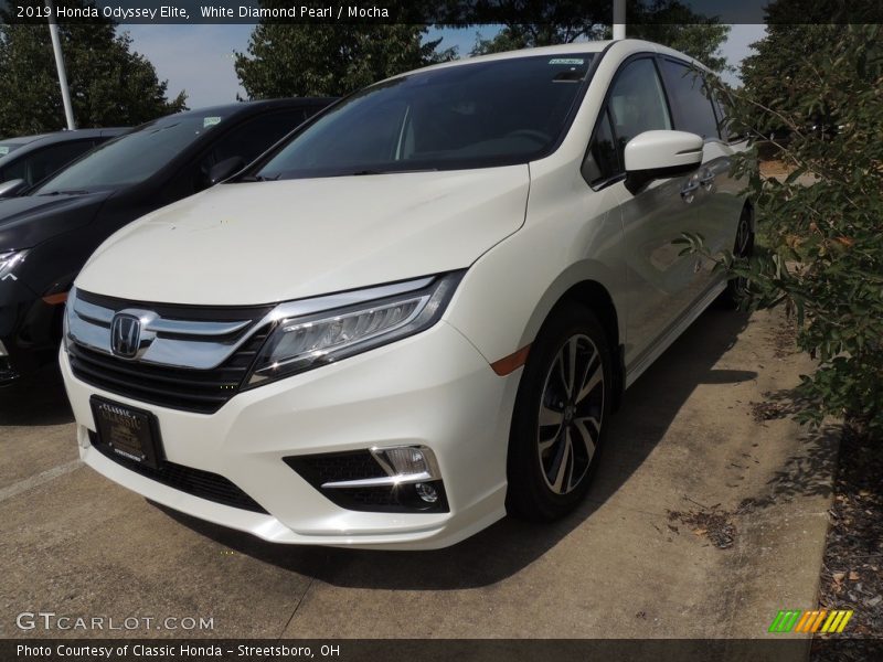 White Diamond Pearl / Mocha 2019 Honda Odyssey Elite