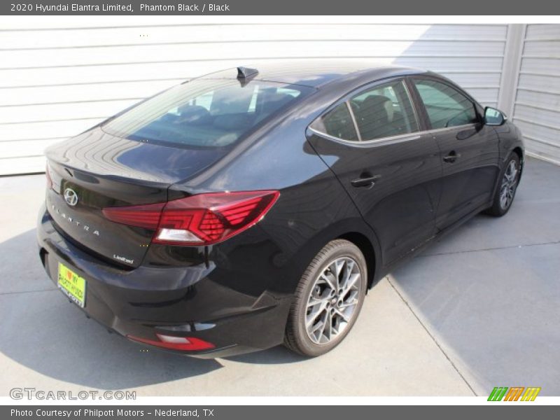 Phantom Black / Black 2020 Hyundai Elantra Limited