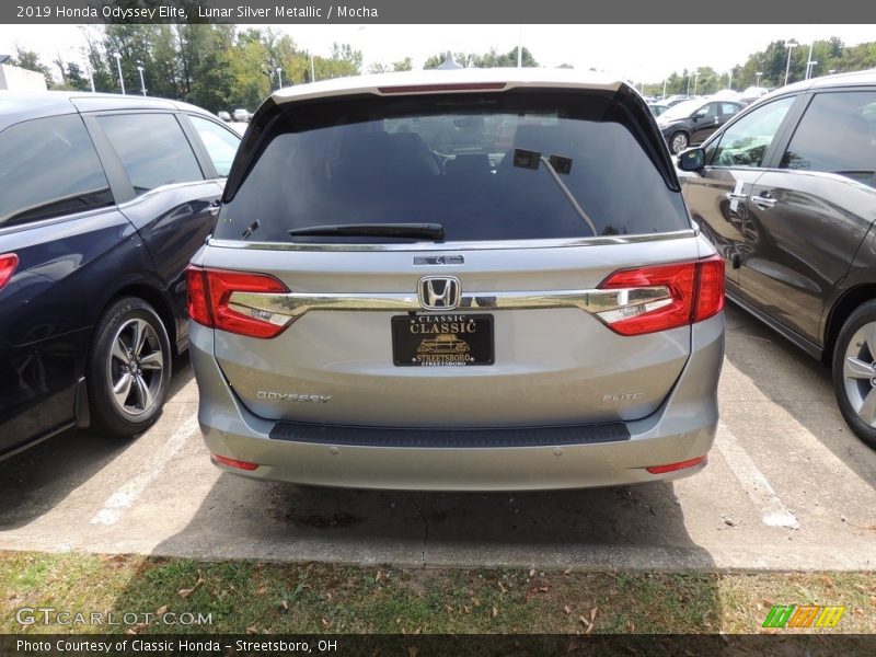 Lunar Silver Metallic / Mocha 2019 Honda Odyssey Elite