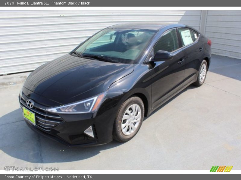 Phantom Black / Black 2020 Hyundai Elantra SE