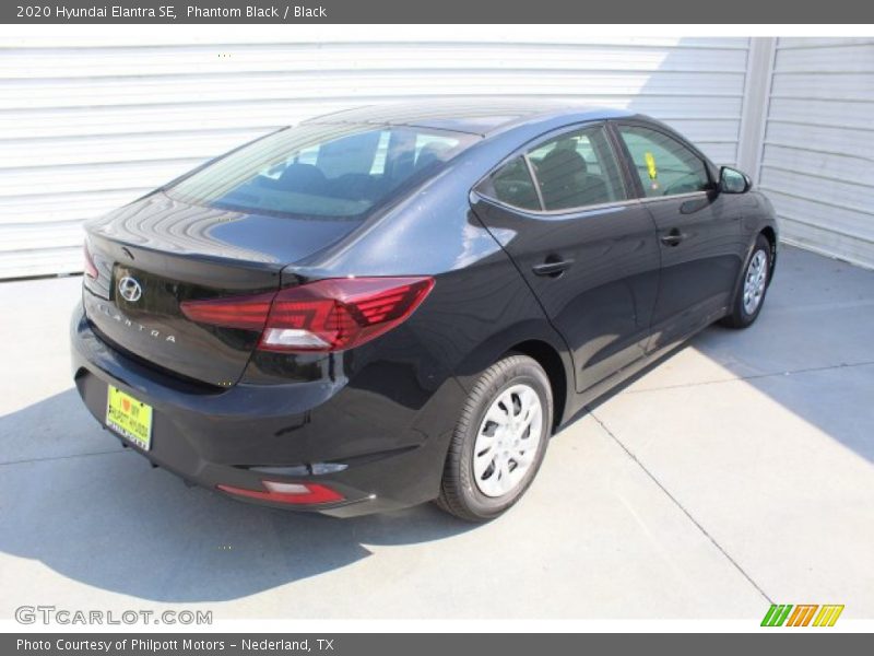 Phantom Black / Black 2020 Hyundai Elantra SE